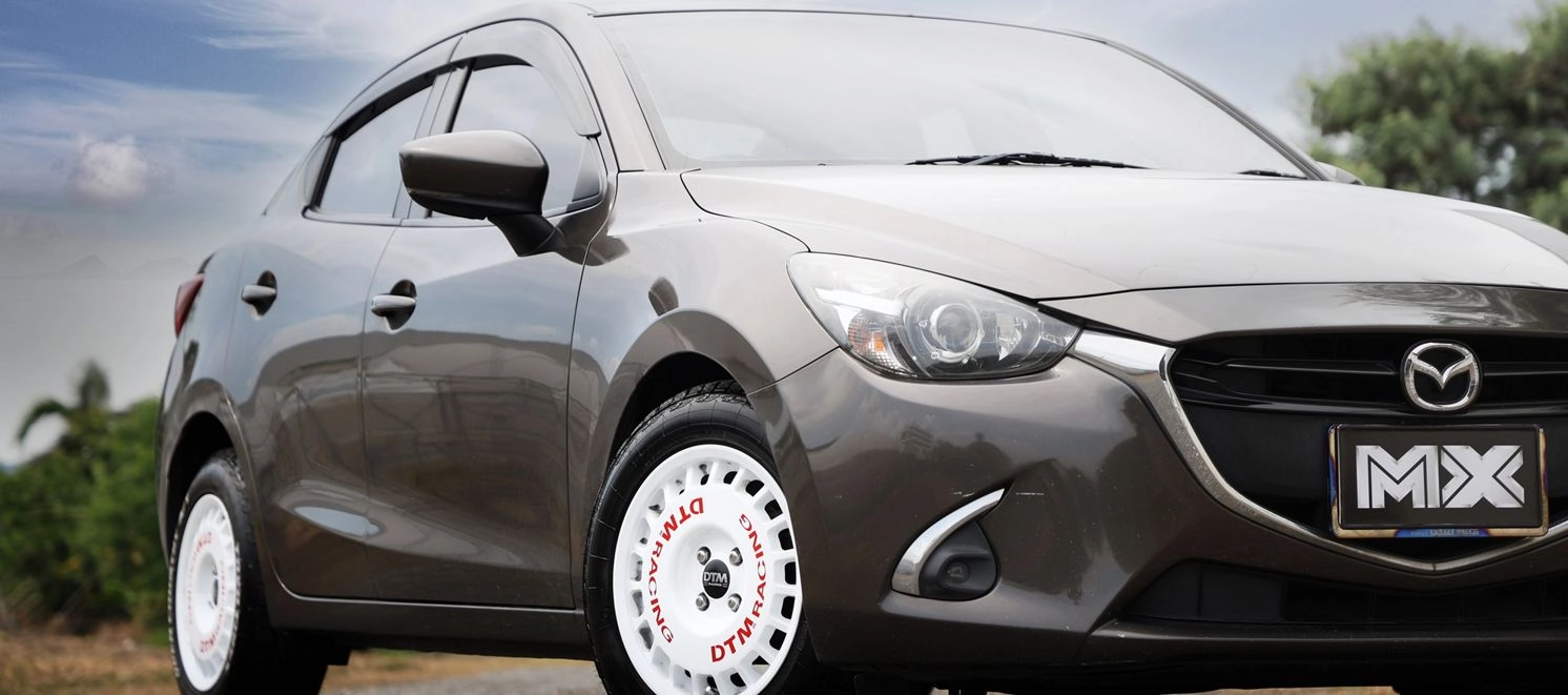 MAZDA2-5